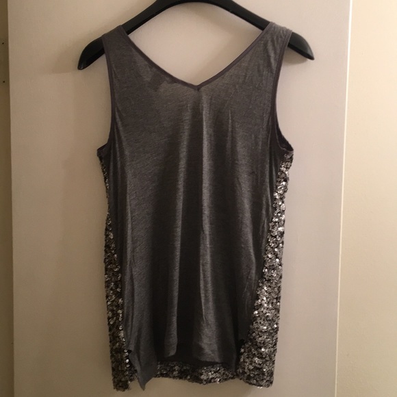 Top - Picture 4 of 4